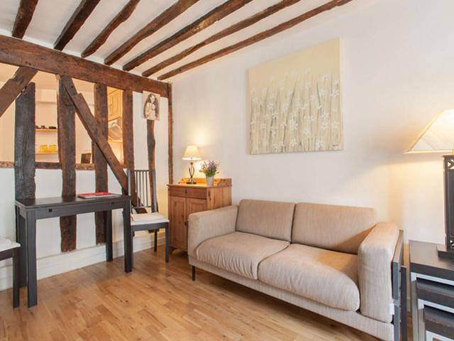 Appartement avec 2 chambres dans le 4ème arrondissement de Paris, 75004: 58 m² — #194