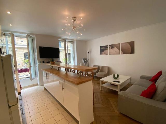 Appartement avec 2 chambres dans le 16ème arrondissement de Paris, undefined: 60 m² — #5089