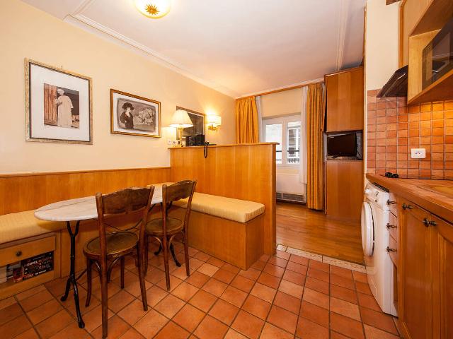 Appartement avec 2 chambres dans le 2ème arrondissement de Paris, 75002: 50 m² — #199