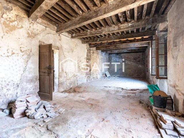 Appartement avec 2 plateaux à réhabiliter