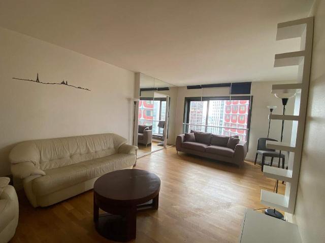 Appartement avec 3 chambres dans le 15ème arrondissement de Paris, 75015: 98 m² — #5098