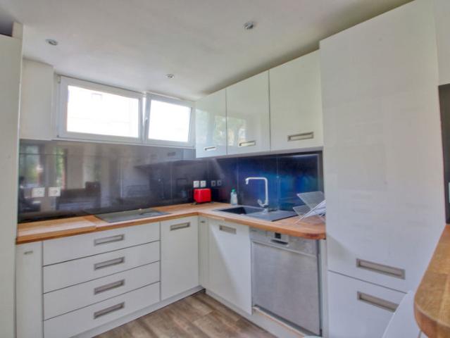 Appartement avec 4 chambres entre le centre ville et Fontaine Michalon