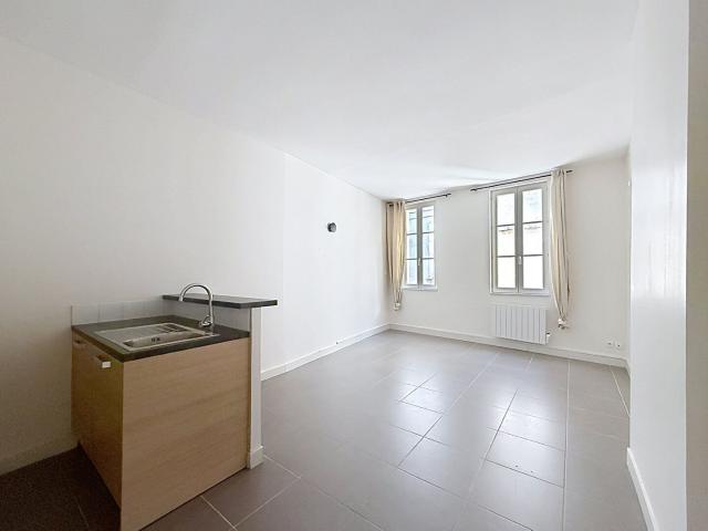 Appartement Avignon 2 pièce s 54.7 m2 55m² Avignon