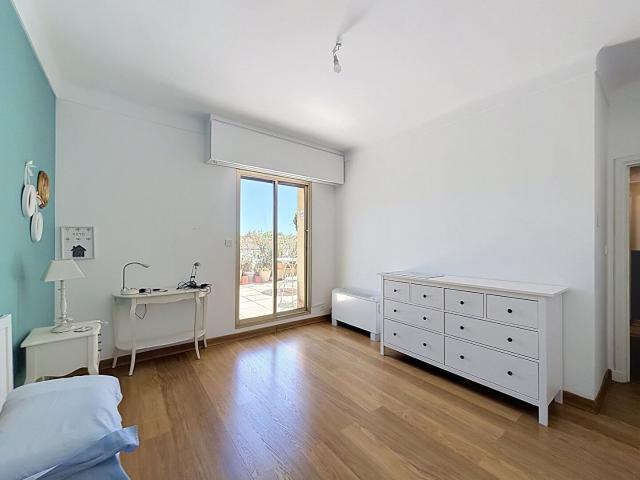 Appartement Avignon 3 pièces 105 m2 + terrasse + garage + ca. 105m² Avignon