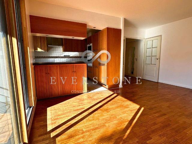 Appartement Bécon 3 pièces 66 m2