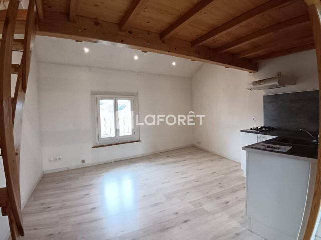 Appartement Bédarrides avec balcon