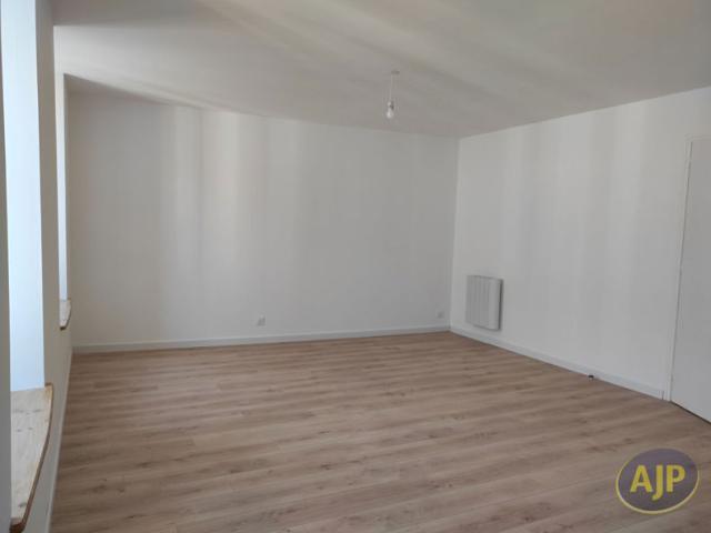 Appartement Begrolles En Mauges 4 pièce s 75.73 m2