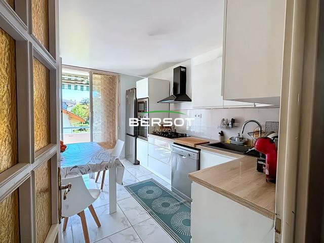 Appartement T4 de 76 m2 avec balcon et parking Besançon