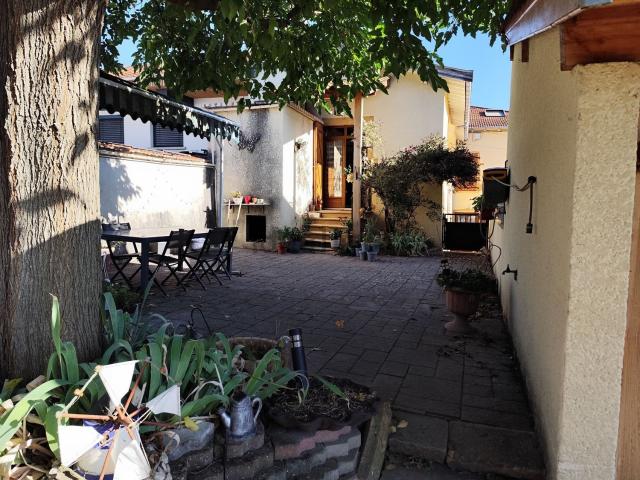 Appartement, Bessenay