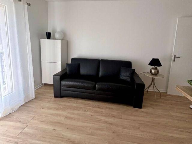 APPARTEMENT Bois Colombes Studio meublé 22 m²