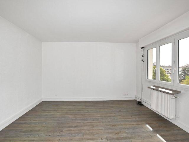 Appartement Bois d'Arcy 4 pièces 67.52 m2