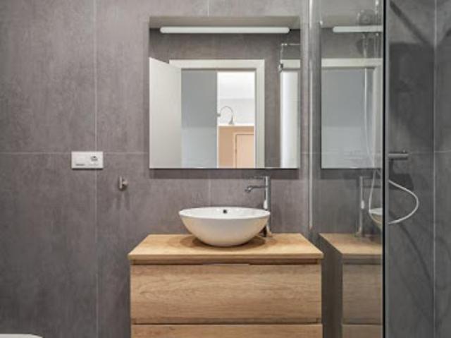 Appartement Boulogne Billancourt 1 pièce BORD DE SEINE PROX COMMERCES