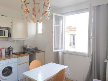Auteuil Paris, Square Tolstoï - Cave, Cuisine équipée