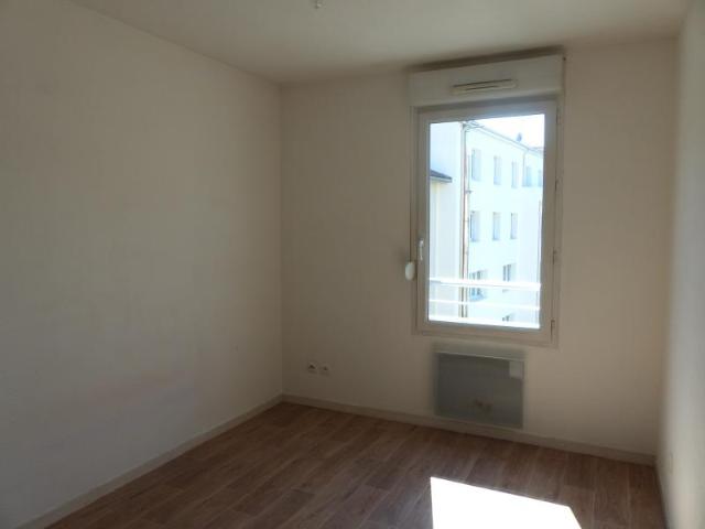 APPARTEMENT BOURGOIN JALLIEU 2 pièce s 42 m2