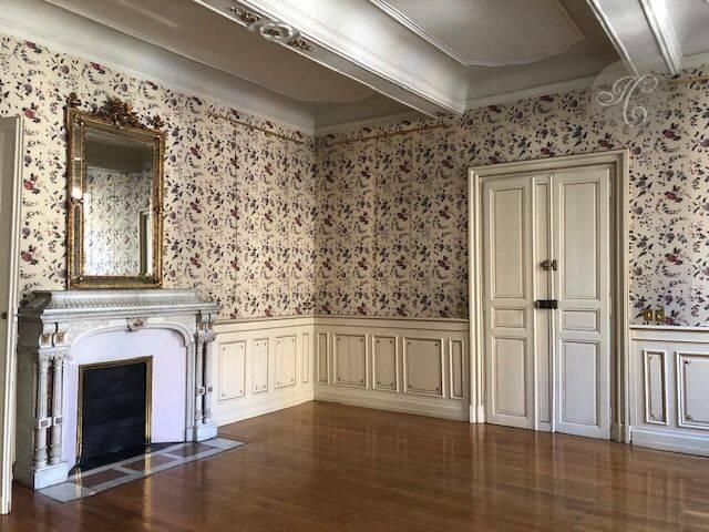 Appartement bourgeois avec terrasse et garage intra muros