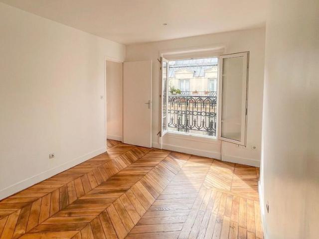 Appartement bourgeois de 121.5 m² à Paris