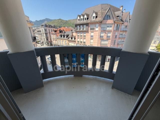 Appartement Bourgeois T4 dans résidence avec ascenseur