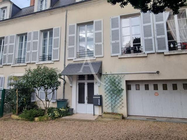 APPARTEMENT BLOIS DE 73.87 m2 AVEC TERRASSE /PATIO ET GARAGE