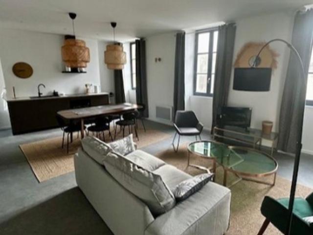 Appartement T4 79 m² 990