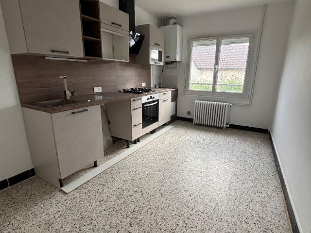 Appartement Blanzy 3 pièce s 78 m2, Blanzy