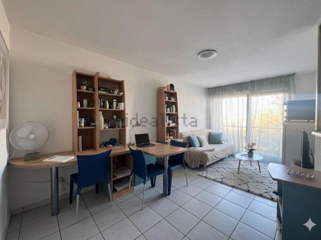 Appartement, Bron