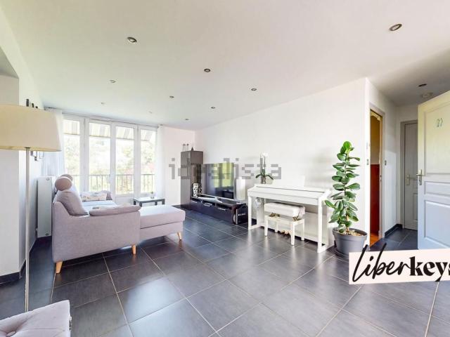 Appartement, Bron