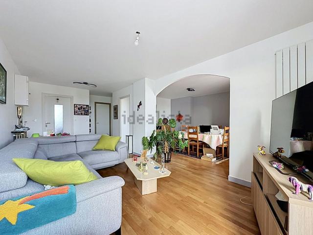 Appartement, Bron