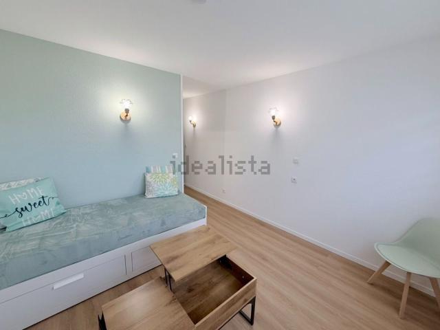 Appartement, Bron