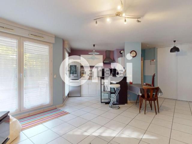 Appartement, Bron