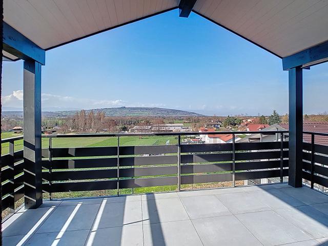 Attique Appartement T4 de 100.89 m2 avec vue montagnes. 101m² Bons En Chablais