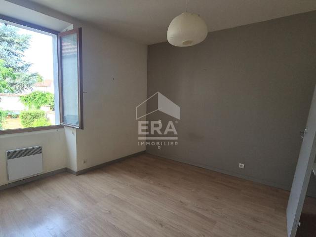 Appartement Brie Comte Robert 2 pièce s 36.64 m2