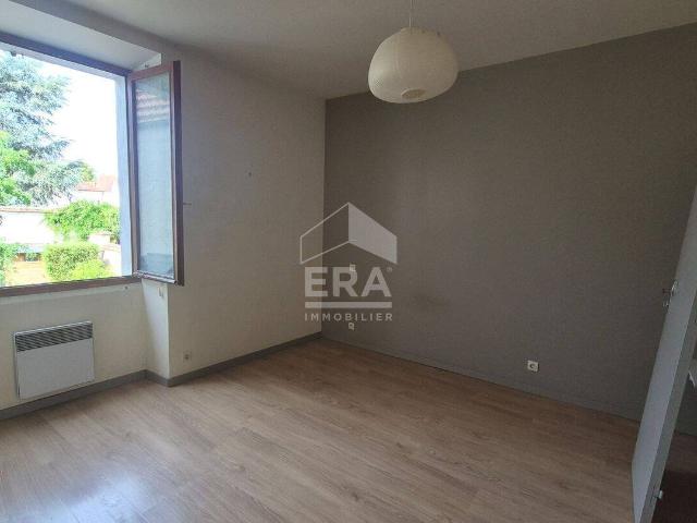 Appartement Brie Comte Robert 2 pièce s 36.64 m2