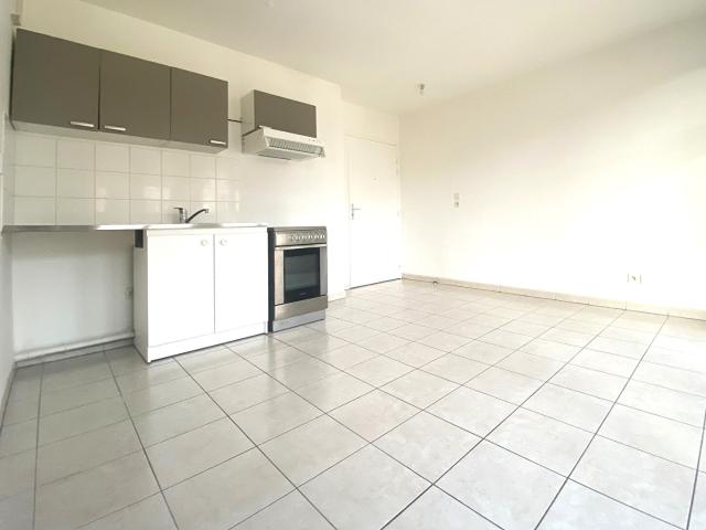 Appartement BUC 2 pièces 33.18 m2