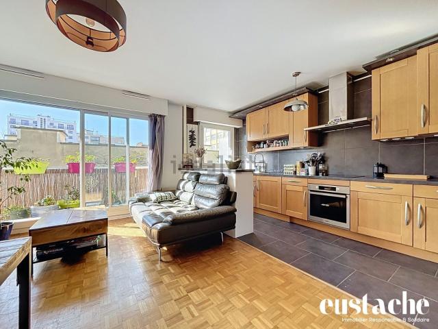 Appartement, Buttes Chaumont, Paris