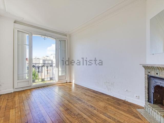 Appartement, Buttes Chaumont, Paris