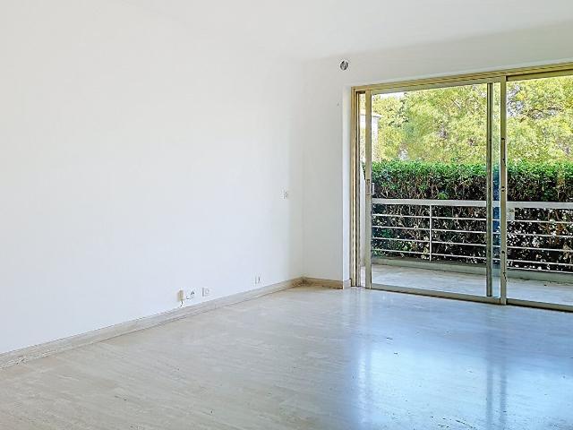 Appartement Cannes Basses Californie 61 m² environ proche pl. 61m² Cannes