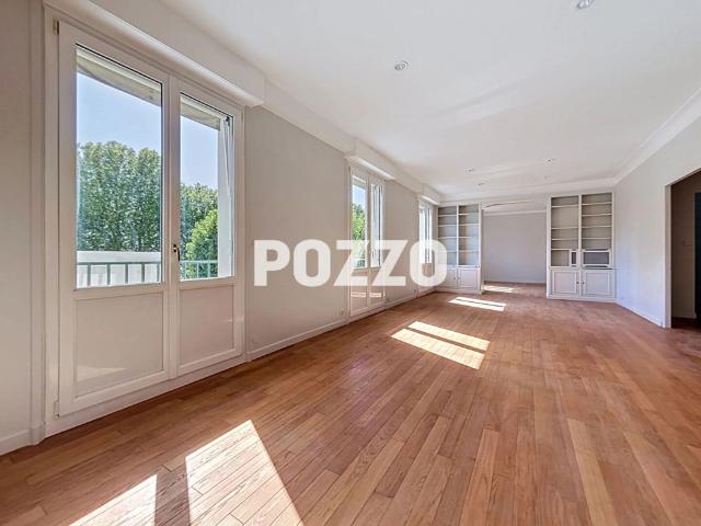 Appartement Caen 6 pièce s 160.99 m2