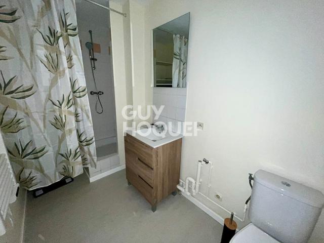 Appartement Calais 1 pièce s 21 m2
