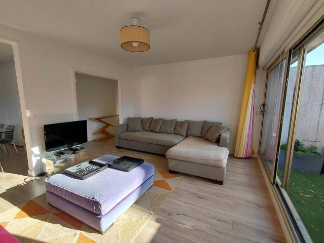 Appartement calme vue dégagée avec balcon et parking Ternes