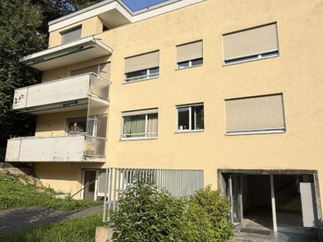 Appartement calme de 3,5 pièces dans un emplacement de choix: la vie urbaine rencontre l'idylle naturelle