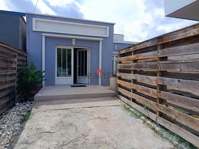 Appartement, Carbon Blanc