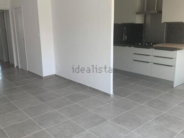 Appartement, Carros