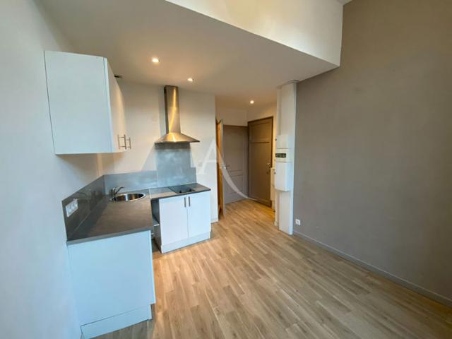 Appartement Castelnaudary 1 pièce s 22.27 m2