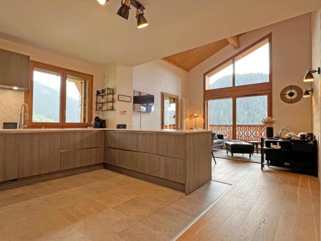 Appartement central de 4 chambres, exposition sud ouest et v. 101m² Châtel