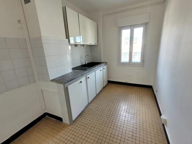 Appartement centre ville 3 pièces 56 m² 56m² Alès