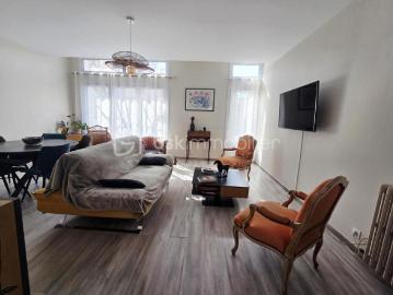 APPARTEMENT Rez de chaussée CENTRE VILLE