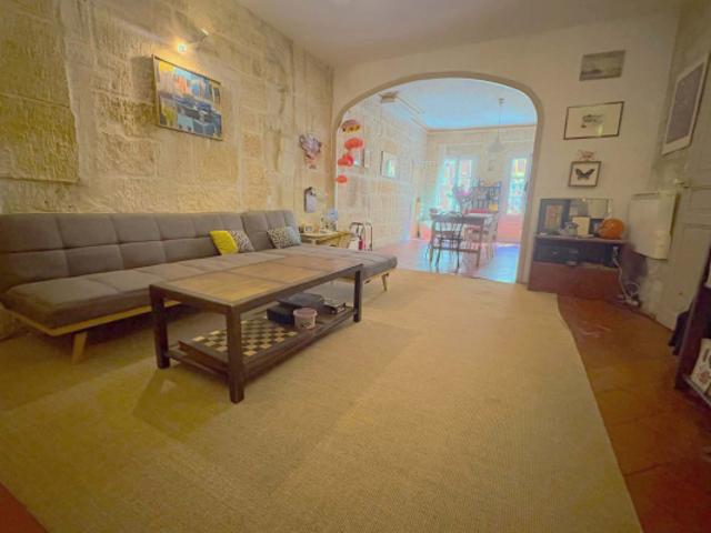 APPARTEMENT CENTRE VILLE