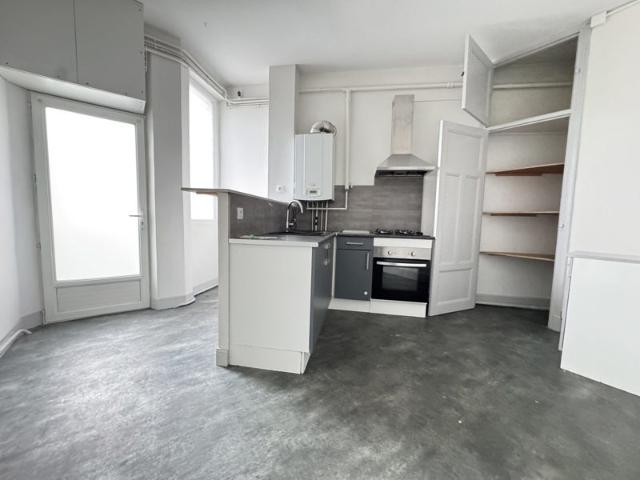 Appartement centre ville avec garage