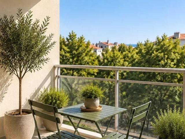 APPARTEMENT CENTRE VILLE BIARRITZ À 200 MÈTRES DE LA GRANDE PLAGE 46M2