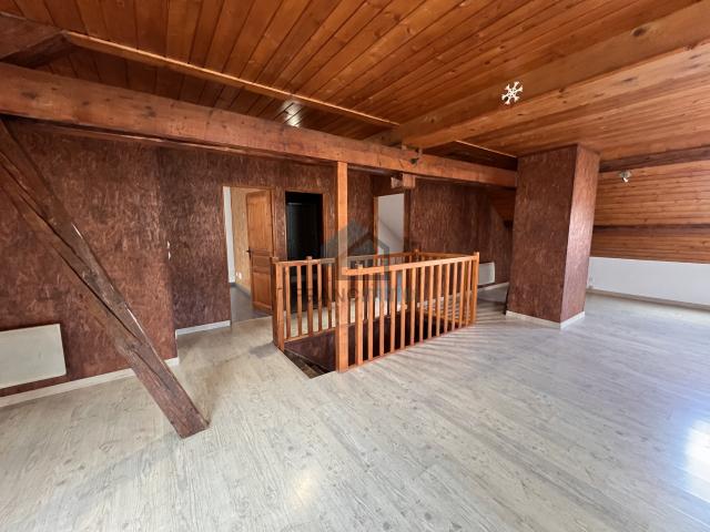 APPARTEMENT CENTRE VILLE DE DAMPRICHARD